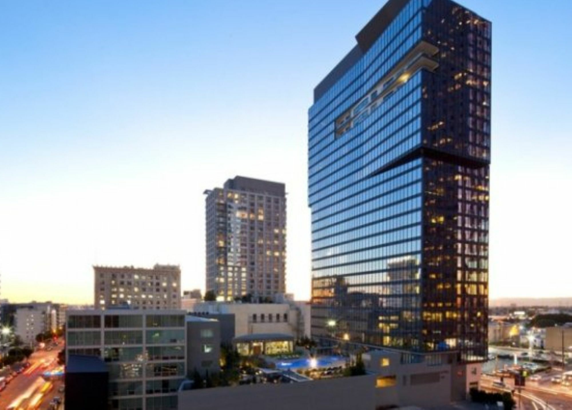 Global Luxury Suites At Figueroa Street Los Angeles Exterior photo